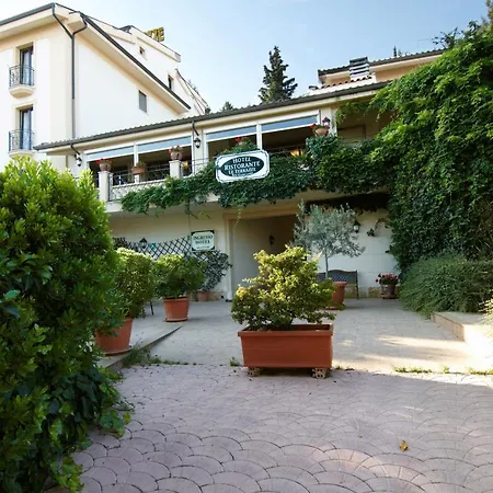 Hotel Ristorante Le Terrazze Sul Gargano 3*